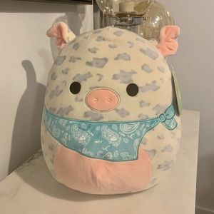 BNWT 12” Rosie the Pig Squishmallow